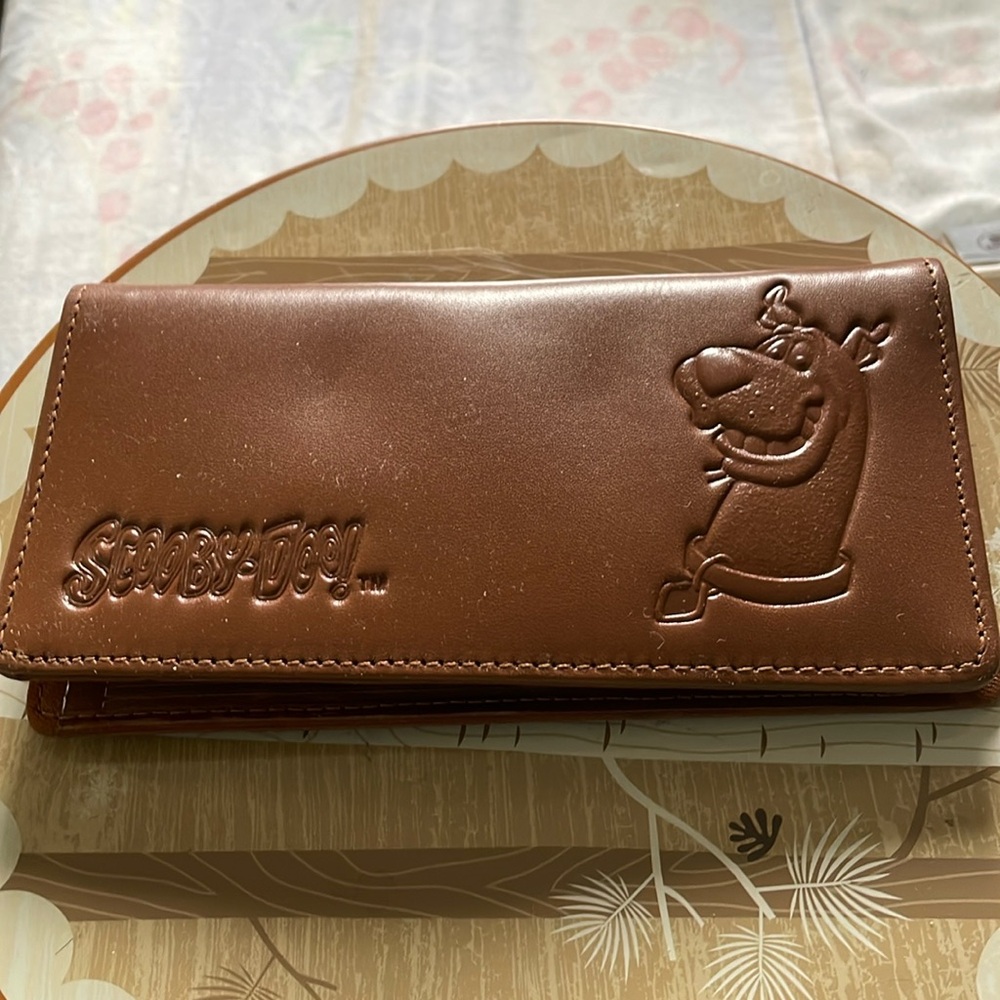 Scooby - Doo Leather Checkbook Covet Embossed Design NWT
